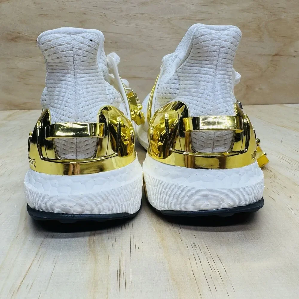 NEW Adidas X Fortnite Victory Crow Ultraboost White Gold Men's Shoes Sz 8